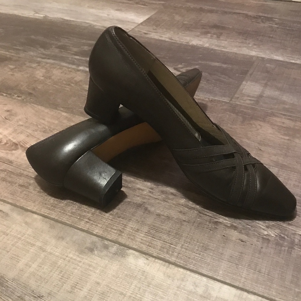 Shoes - Picture 2 of 3